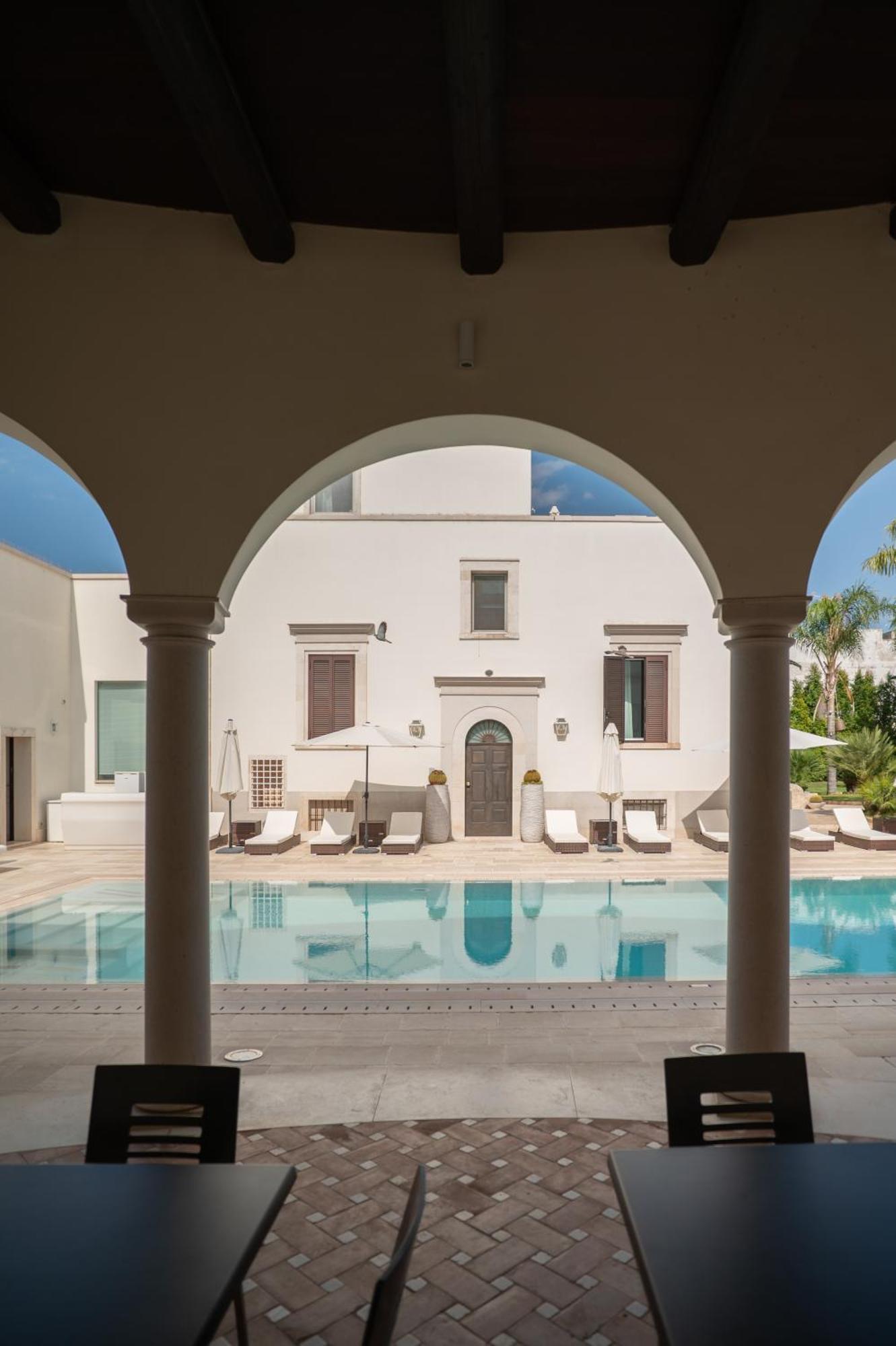 Relais Villa Magnolia Κονβερσάνο Εξωτερικό φωτογραφία